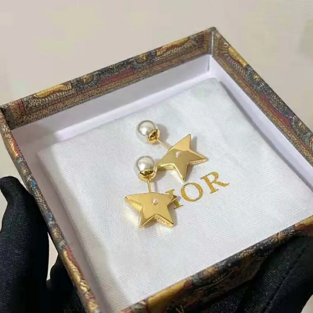 Dior Tribales Earrings Gold-Finish Metal and White Resin Pearls for Women Dior Tribales Earrings Gold-Finish Metal and White Resin Pearls for Women