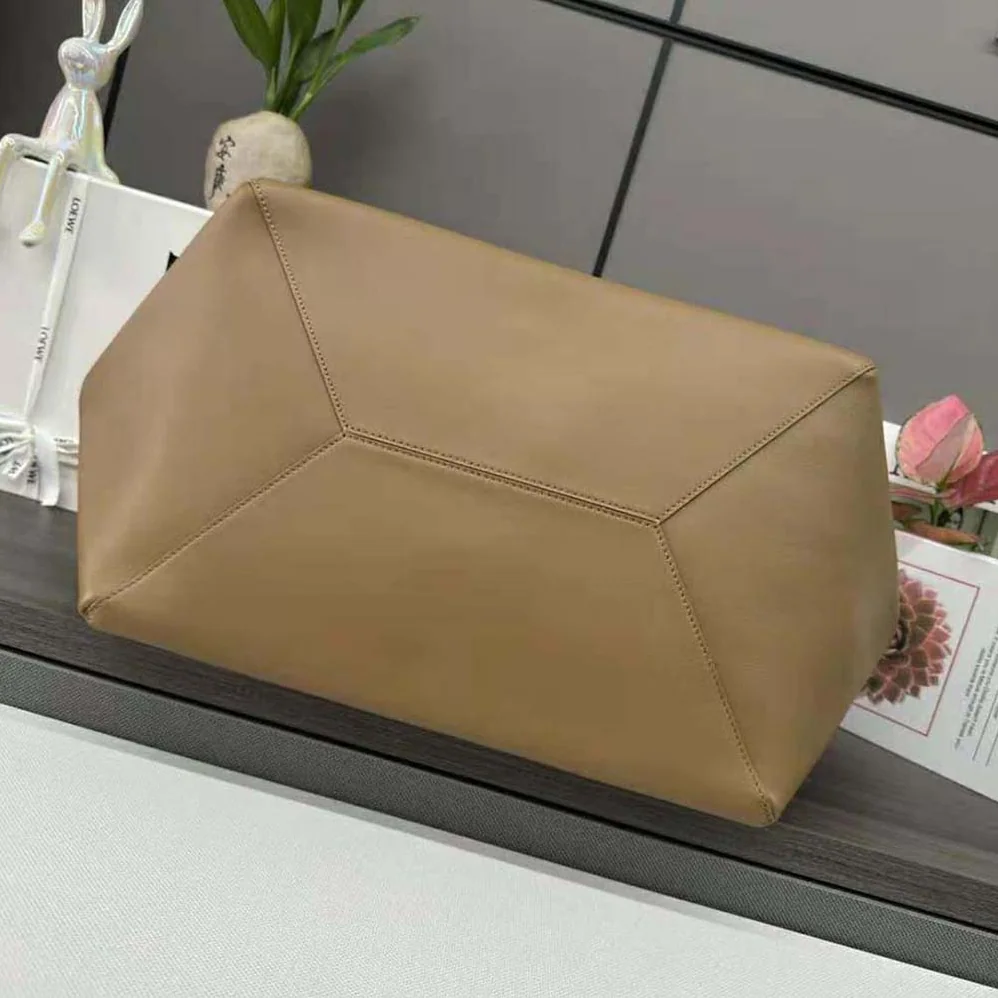 Loewe XL Puzzle Fold Tote in Shiny Calfskin for Men in Brown