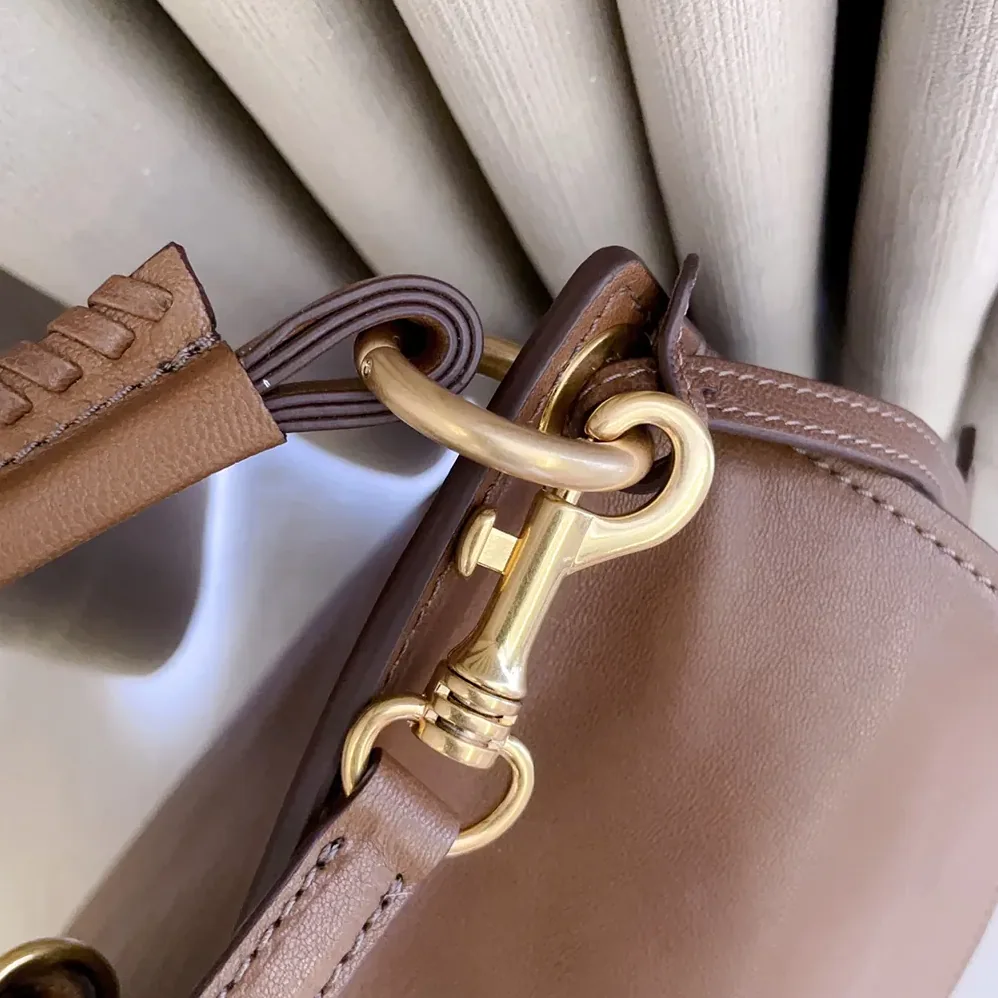 Miu Miu Rendez for Women in Vous Leather Bag Oak