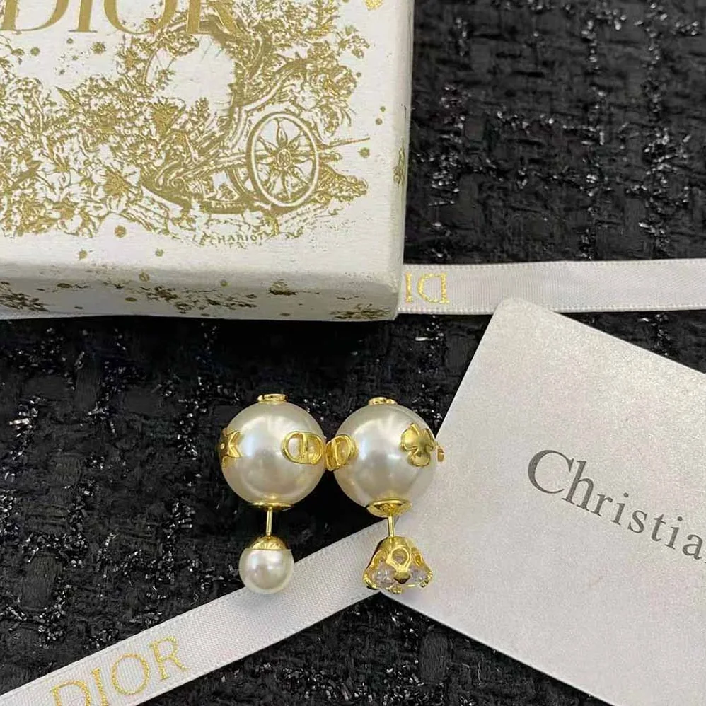 Dior Dior Tribales Earrings Gold-Finish Metal with White Resin Pearls and a Silver for Women in Tone Crystal Dior Dior Tribales Earrings Gold-Finish Metal with White Resin Pearls and a Silver for Women in Tone Crystal