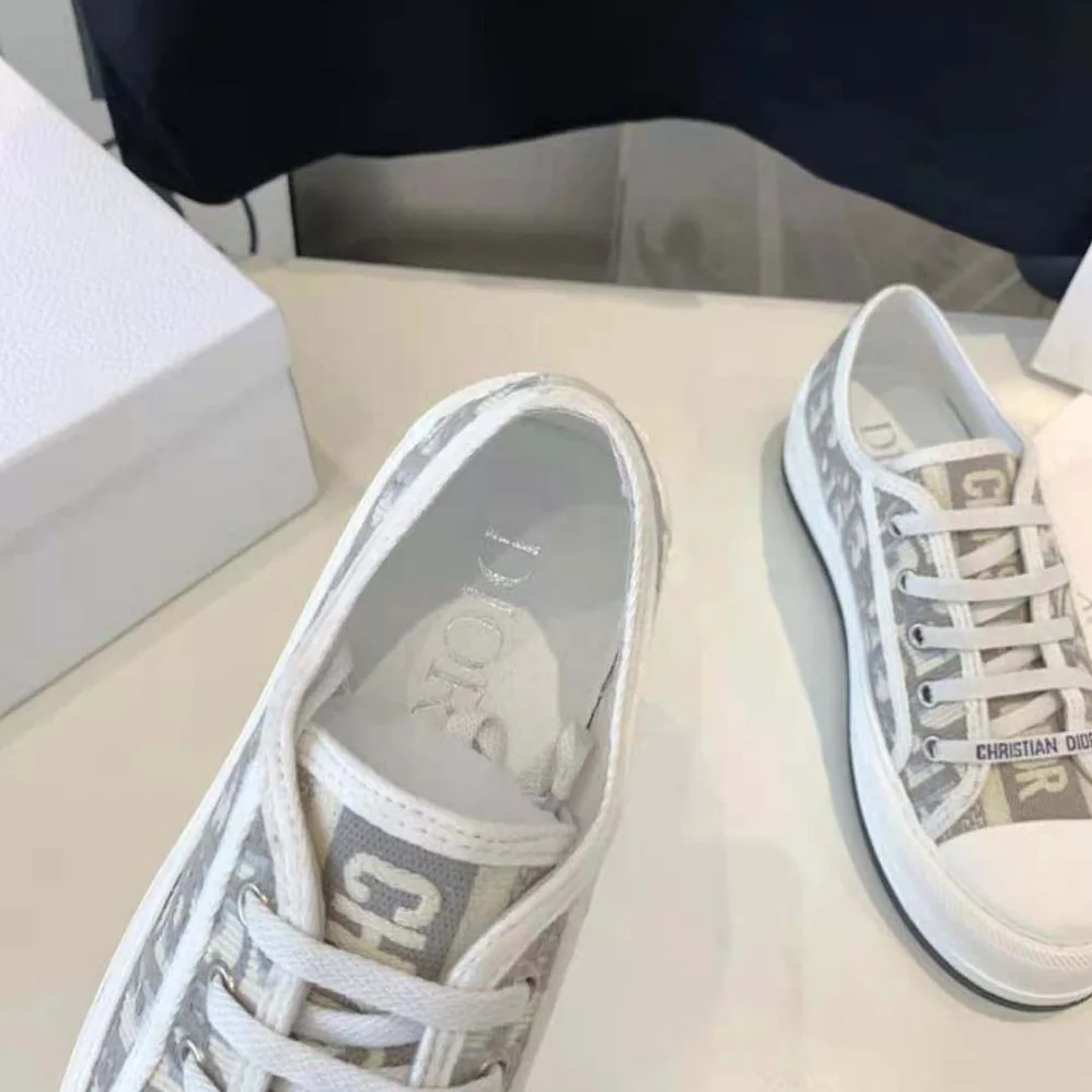 Dior Walk'n'dior Platform Sneaker Stone Gray Dior Oblique Embroidered Cotton for Women Dior Walk'n'dior Platform Sneaker Stone Gray Dior Oblique Embroidered Cotton for Women