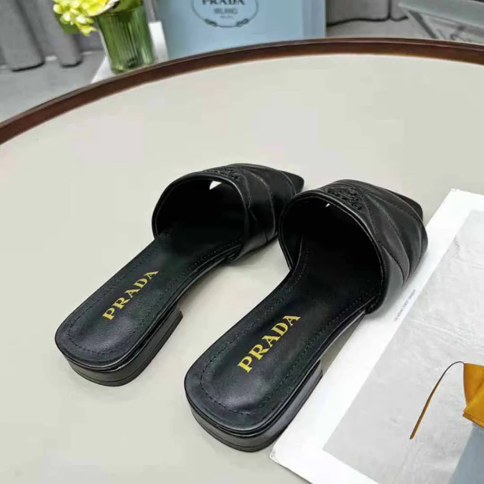 Prada Quilted Nappa Leather Sabots for Women in Black Prada Quilted Nappa Leather Sabots for Women in Black