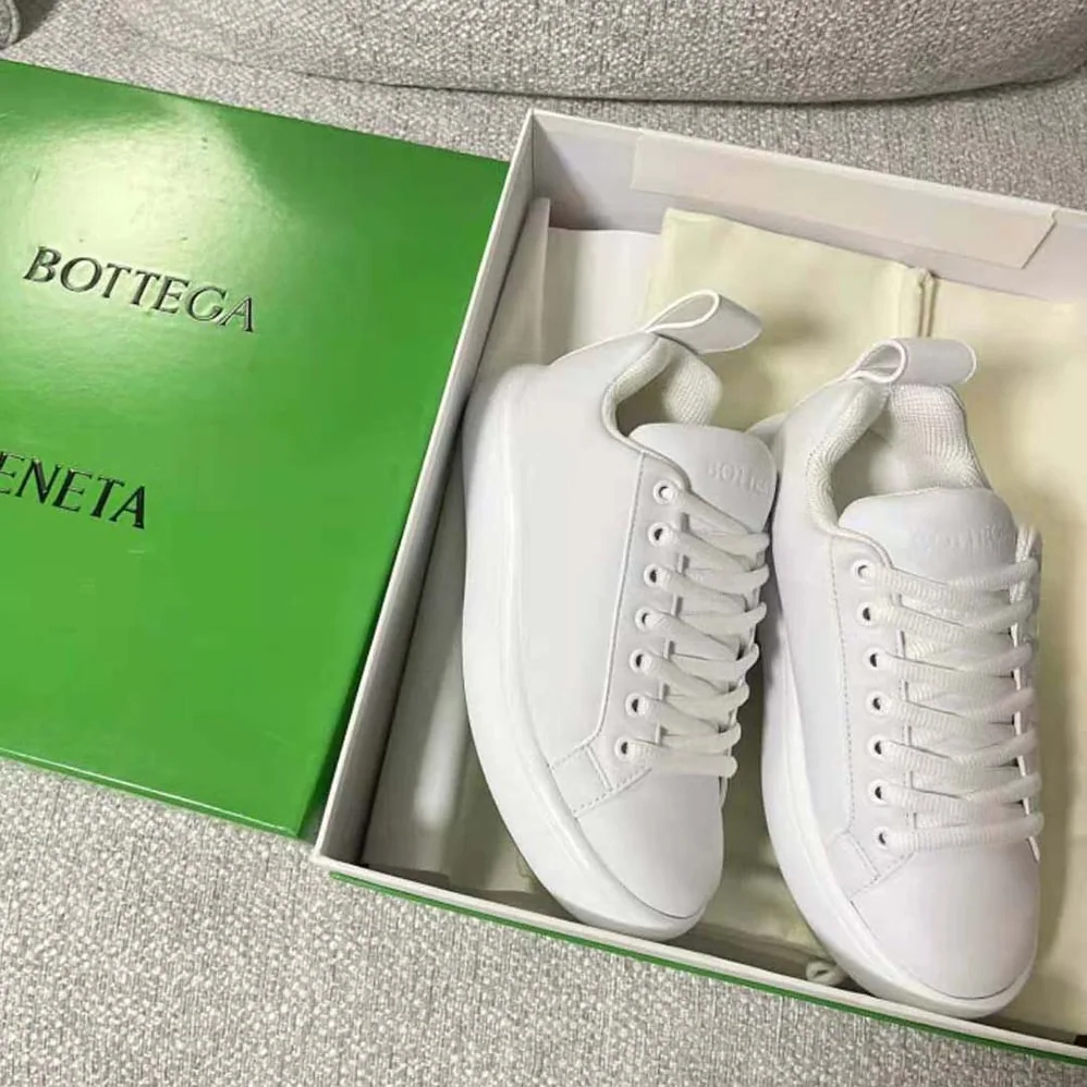 Bottega Veneta Pillow Sneaker Padded Leather Lace-up Sneakers for Unisex in White Bottega Veneta Pillow Sneaker Padded Leather Lace-up Sneakers for Unisex in White