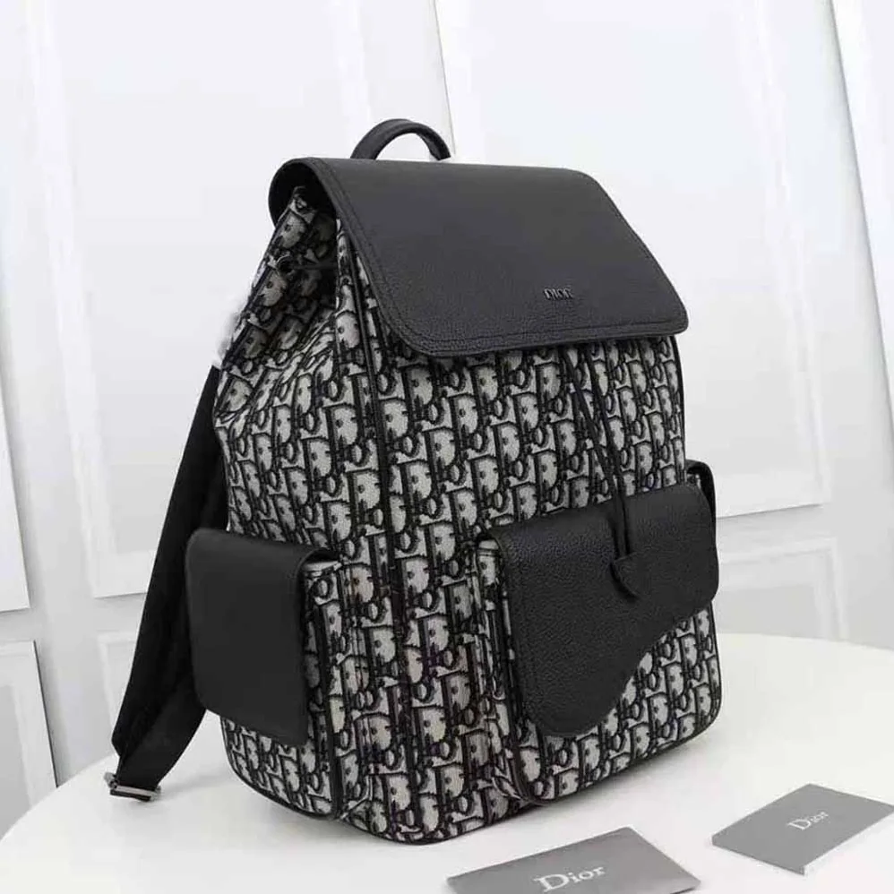 Dior Saddle Backpack Beige and Black Dior Oblique Jacquard and Black Grained Calfskin for Men Dior Saddle Backpack Beige and Black Dior Oblique Jacquard and Black Grained Calfskin for Men