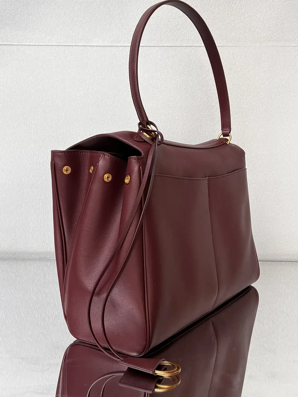 Balenciaga Rodeo Handbag Large In Dark Burgundy Smooth Calfskin Aged for Women in Gold Hardware Balenciaga Rodeo Handbag Large In Dark Burgundy Smooth Calfskin Aged for Women in Gold Hardware