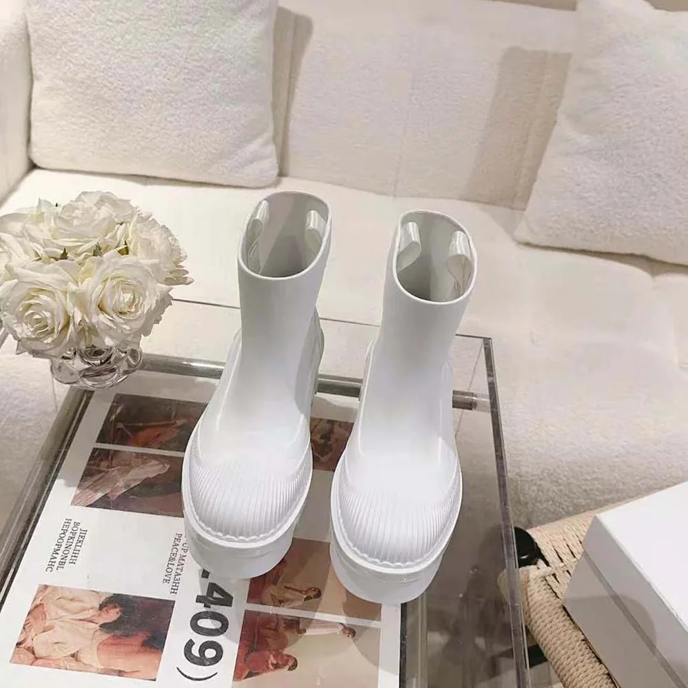 Chloe Raina Rain Boot for Women in White Chloe Raina Rain Boot for Women in White