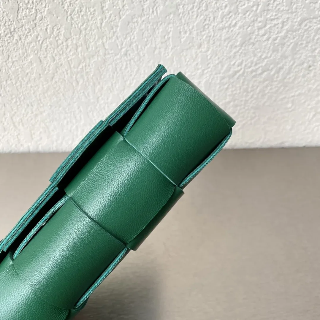 Bottega Veneta Belt Cassette Dark Green