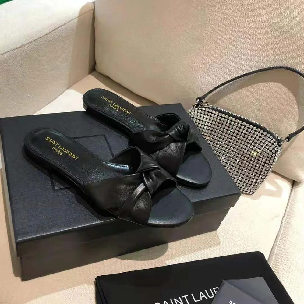 Saint Laurent YSL Bianca Flat Mules in Smooth Leather for Women in Black