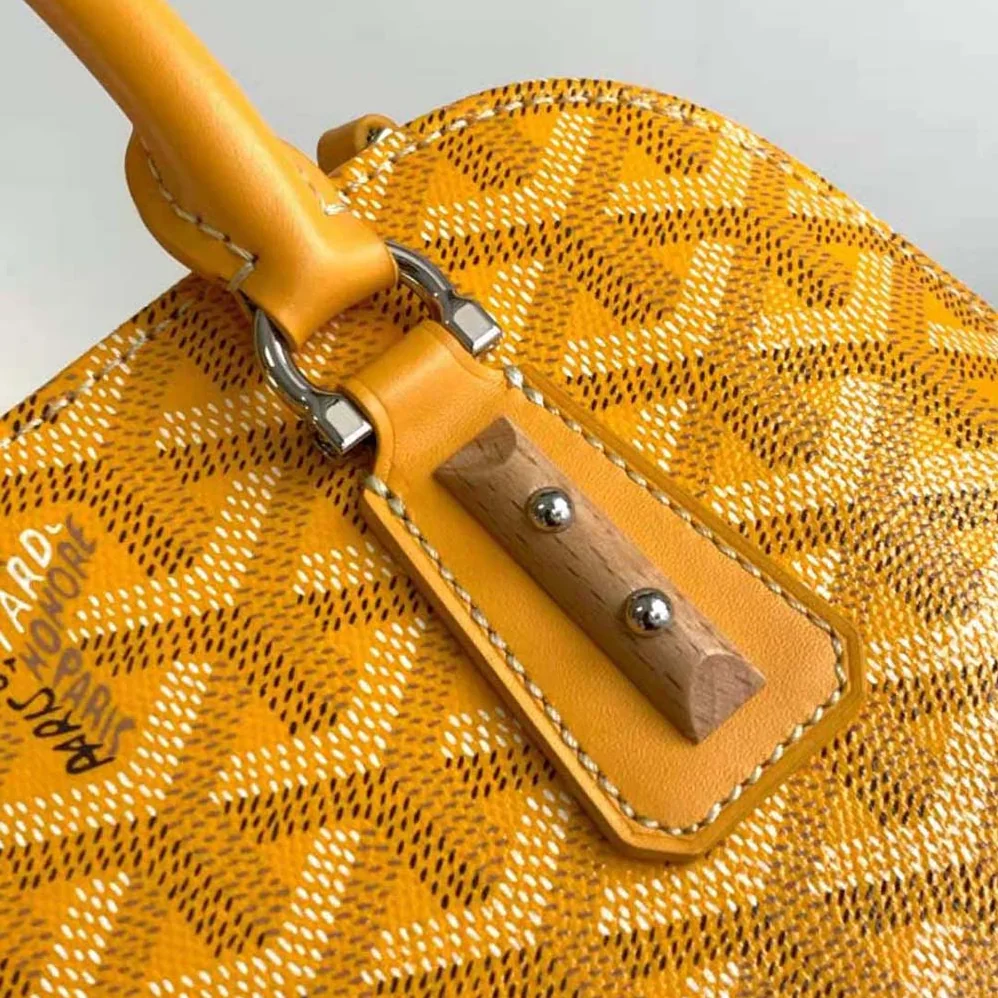 Goyard Vendôme Mini Bag for Women in Yellow Goyard Vendôme Mini Bag for Women in Yellow