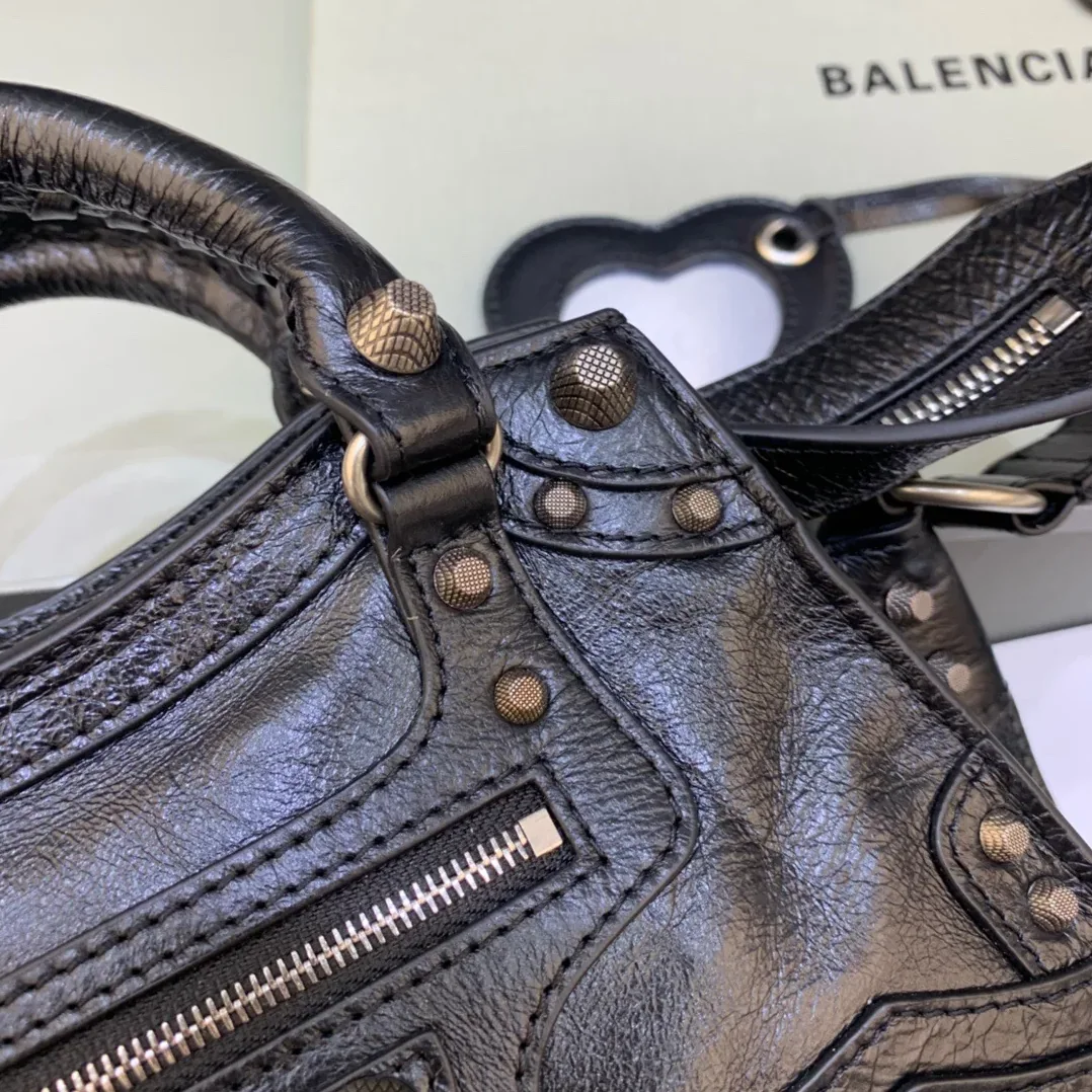 Balenciaga Neo Cagole XS Handbag In Black