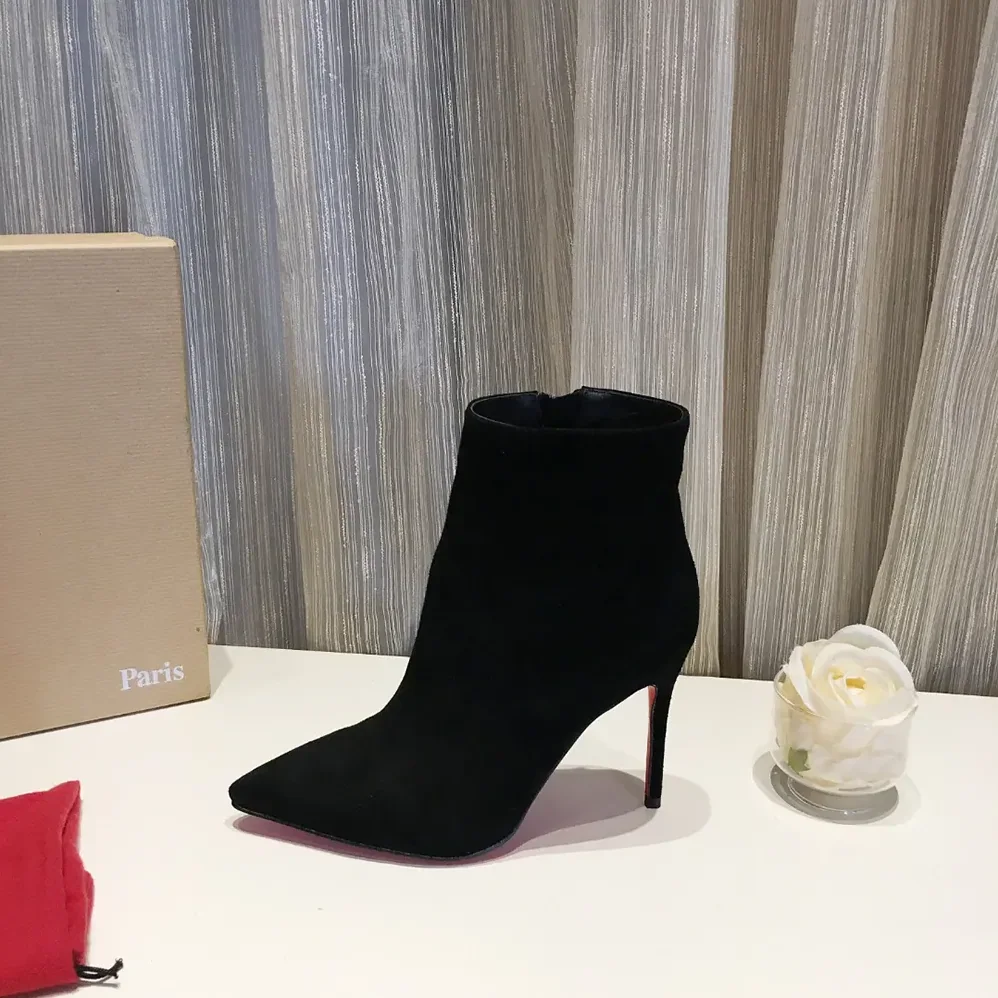 Christian Louboutin So Apostropha Booty 80 mm Low Boots for Women in Black