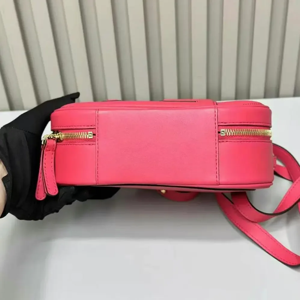 Fendi O Lock Mini Camera Case Pink Leather Mini Bag for Women Fendi O Lock Mini Camera Case Pink Leather Mini Bag for Women