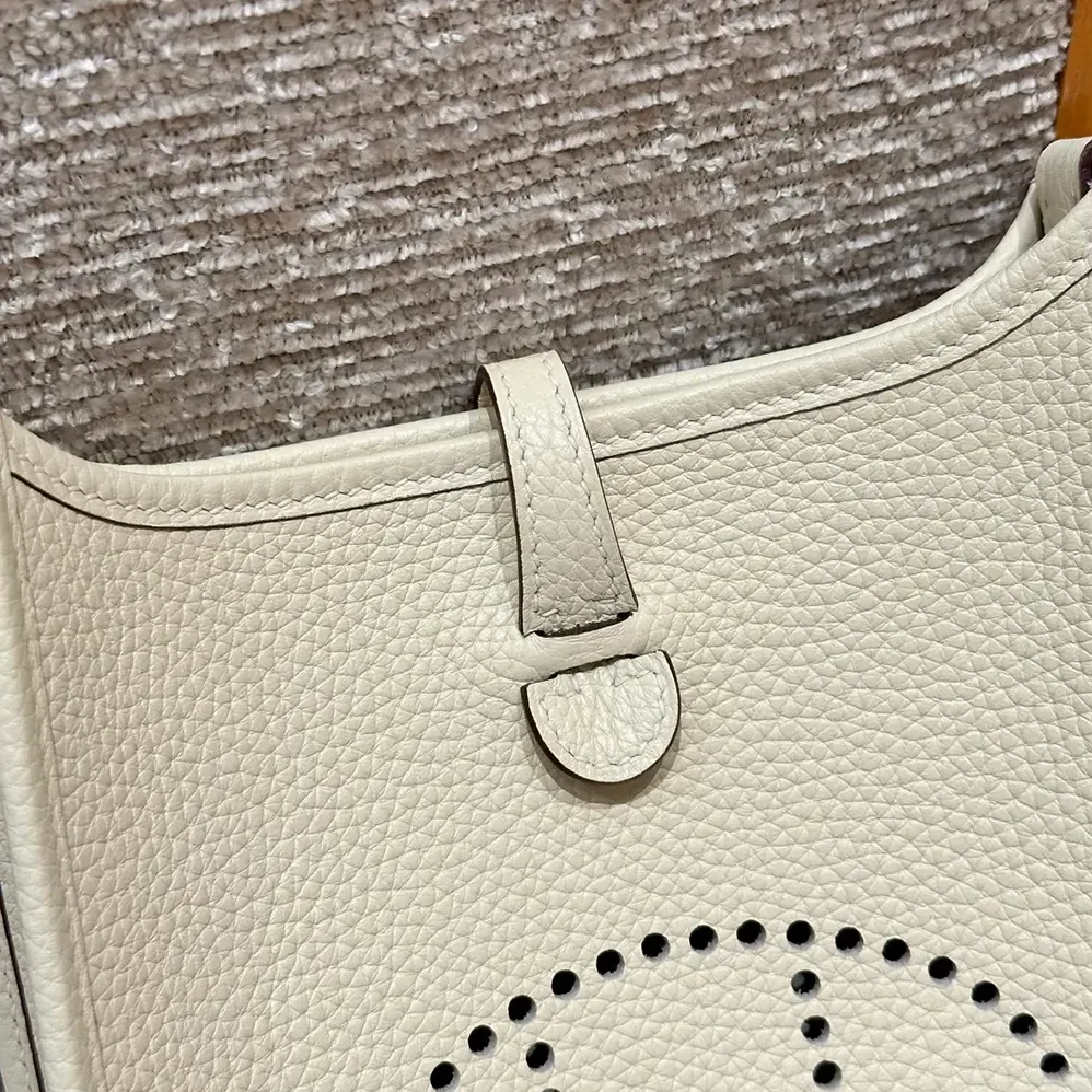 Hermes Evelyne 16 Amazone in Clemence Leather for Women in White/Silver