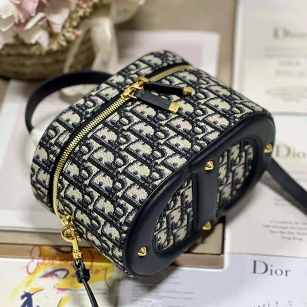 Dior Medium CD Signature Vanity Case Blue Dior Oblique Jacquard for Women Dior Medium CD Signature Vanity Case Blue Dior Oblique Jacquard for Women