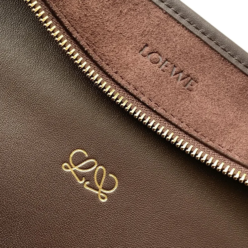Loewe Medium Amazona 180 Bag in Suede for Women in Dark Chestnut