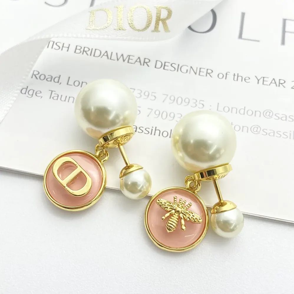 Dior Tribales Earrings Gold-Finish Metal with Hydrangea Pink Transparent Resin for Women Dior Tribales Earrings Gold-Finish Metal with Hydrangea Pink Transparent Resin for Women