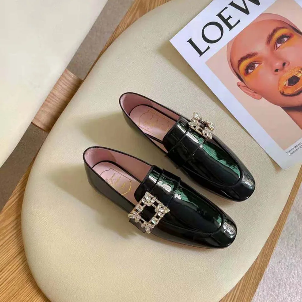 Roger Vivier Mini Broche Vivier Buckle Loafers in Patent Leather for Women in Black Roger Vivier Mini Broche Vivier Buckle Loafers in Patent Leather for Women in Black