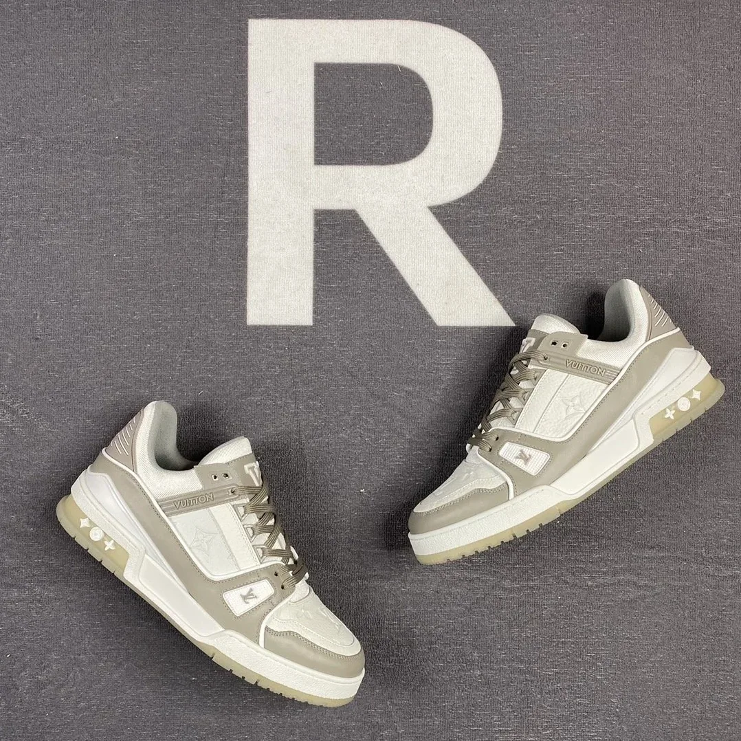 Louis Vuitton Trainer Sneaker Rubber Monogram Grey Virgil Abloh LV 1A9VOS Louis Vuitton Trainer Sneaker Rubber Monogram Grey Virgil Abloh LV 1A9VOS