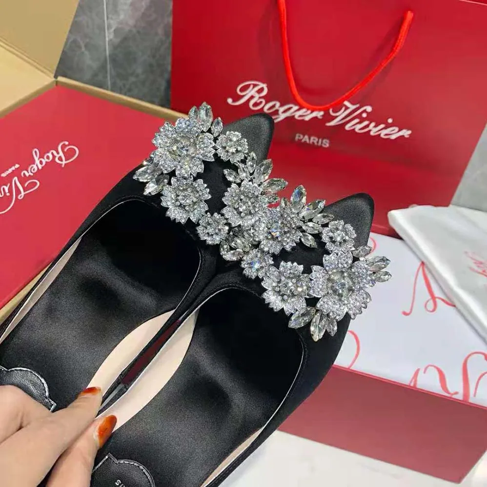 Roger Vivier RV Bouquet Strass Buckle Pumps in Satin for Women in Black