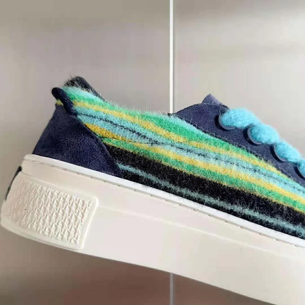 Dior Tears B33 Sneaker – Limited and Numbered Edition for Men in Blue