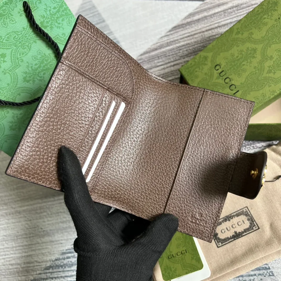 Gucci Ophidia GG Passport Case Supreme Canvas Beige /
