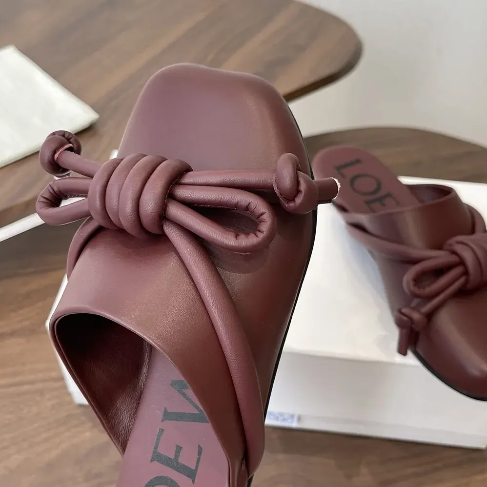 Loewe Flamenco Knot Mule in Lambskin for Women in Dark Chestnut Loewe Flamenco Knot Mule in Lambskin for Women in Dark Chestnut