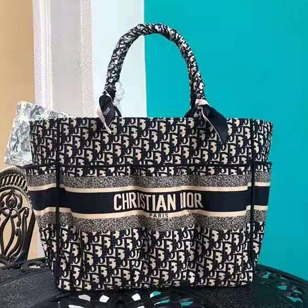 Dior Catherine Tote Bag Blue Dior Oblique Embroidery for Women