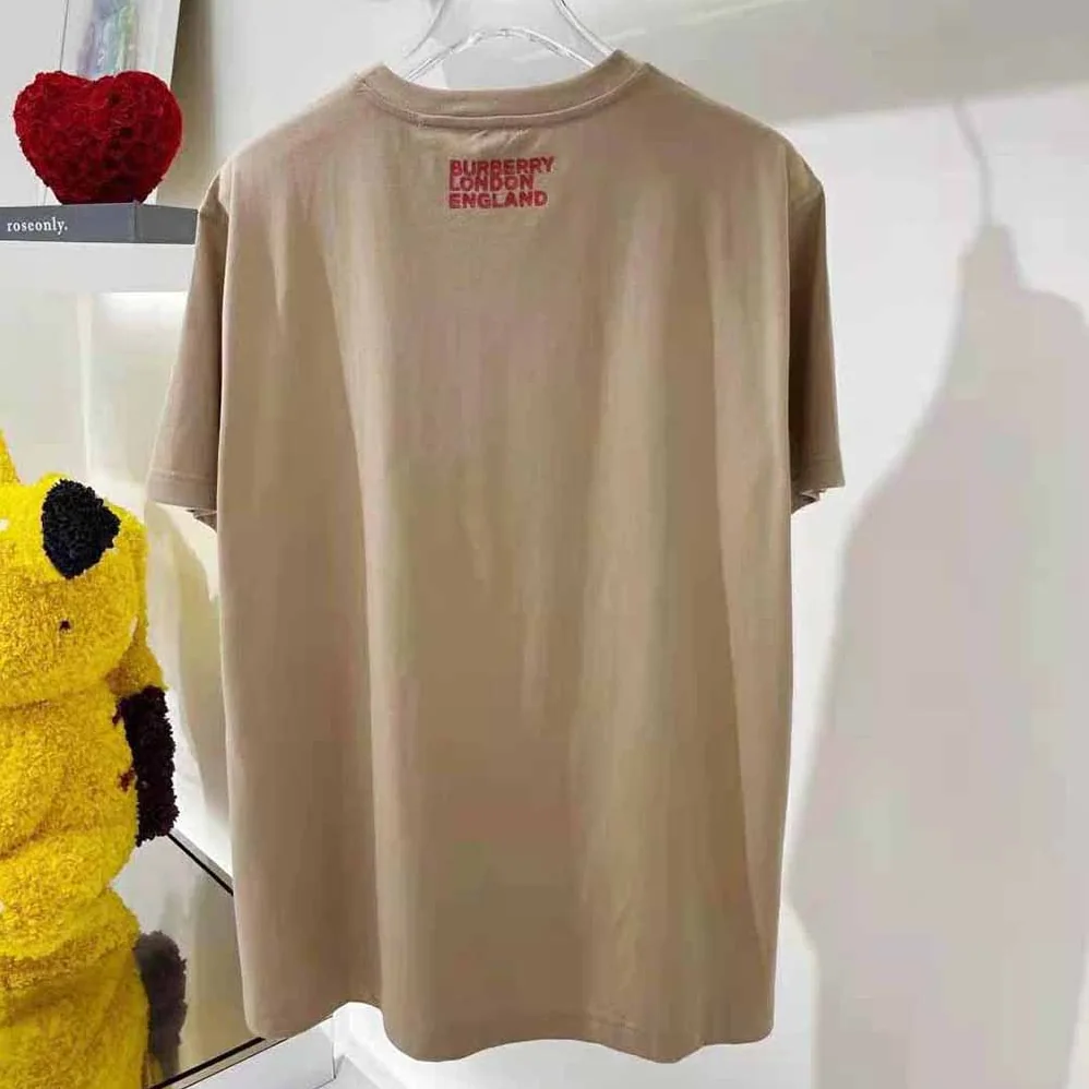 Burberry Love Print Cotton Oversized T for Women in shirt