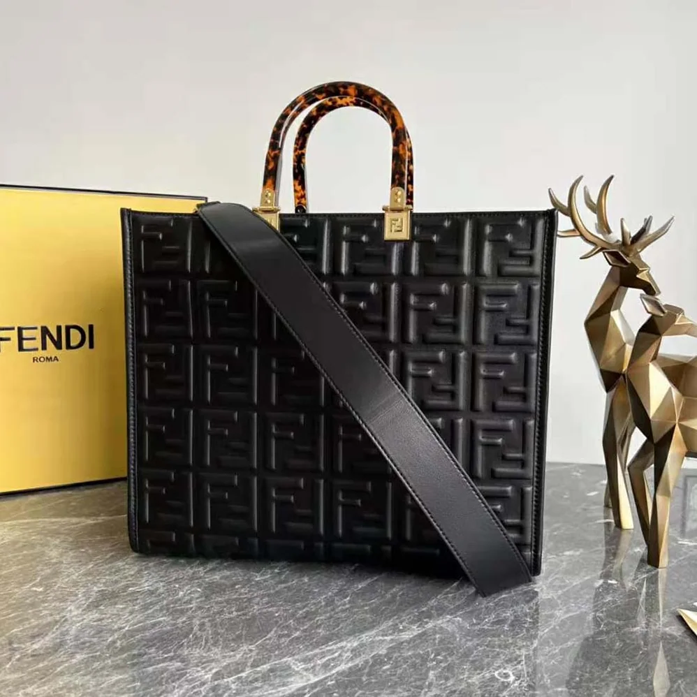 Fendi Sunshine Medium Black Leather Shopper for Women Fendi Sunshine Medium Black Leather Shopper for Women