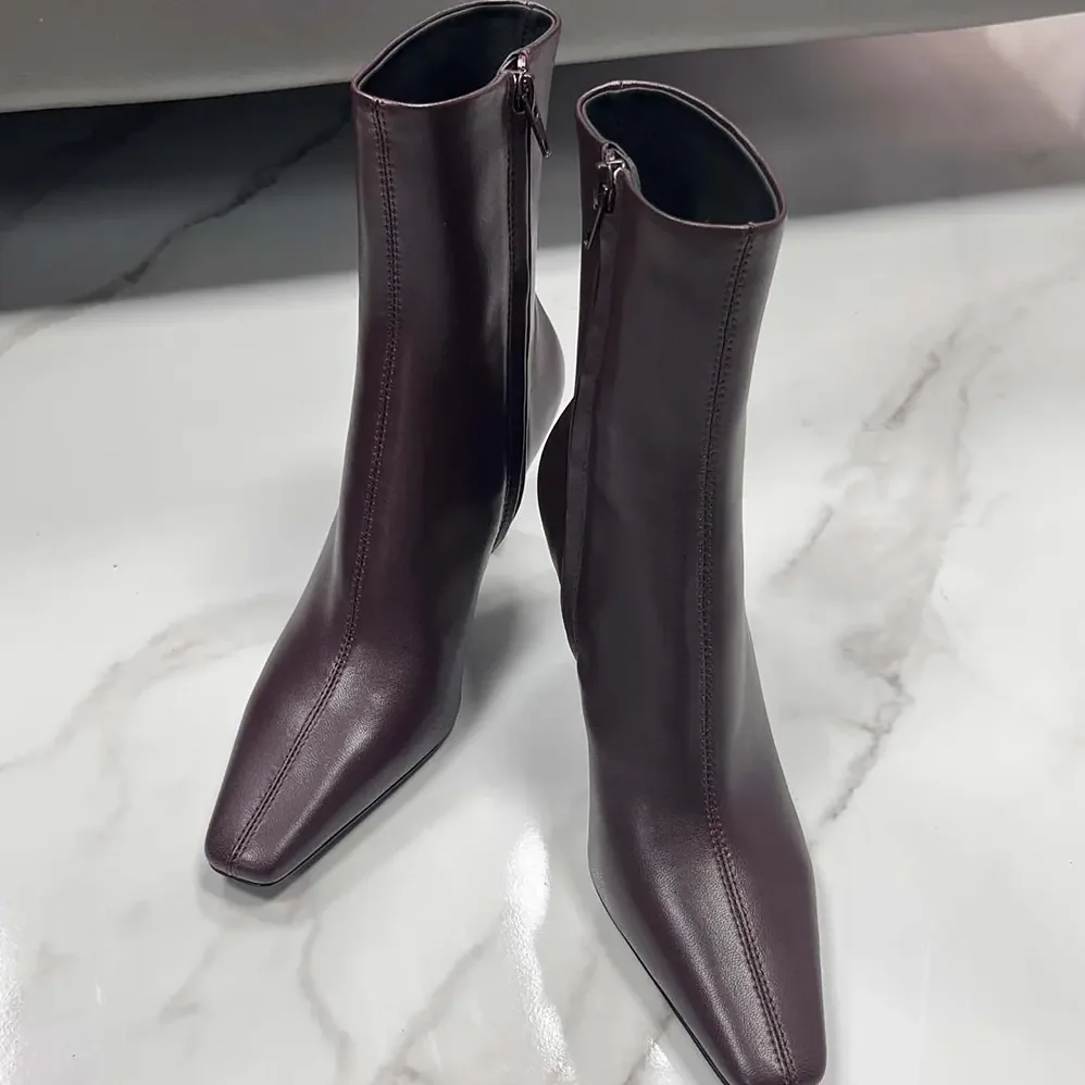 Saint Laurent YSL Jill Booties In Smooth Leather Bordeaux for Women Saint Laurent YSL Jill Booties In Smooth Leather Bordeaux for Women