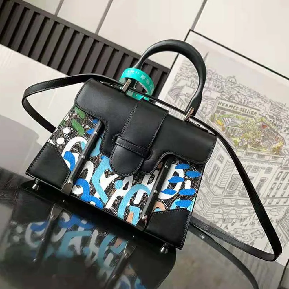 Goyard Saïgon Structuré Mini Bag Lettres Camouflage for Women in Blue Goyard Saïgon Structuré Mini Bag Lettres Camouflage for Women in Blue