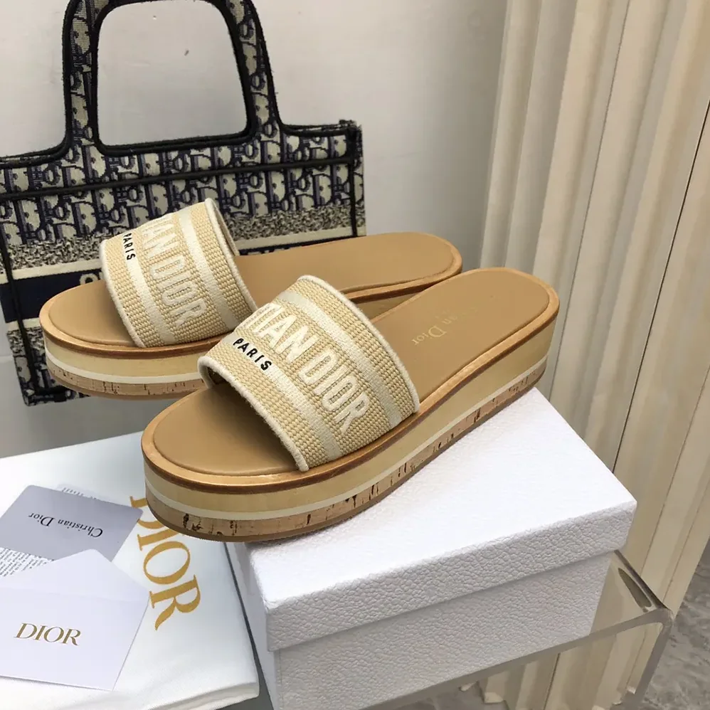 Dior Dway Platform Slide Natural Raffia and White Embroidered Cotton for Women
