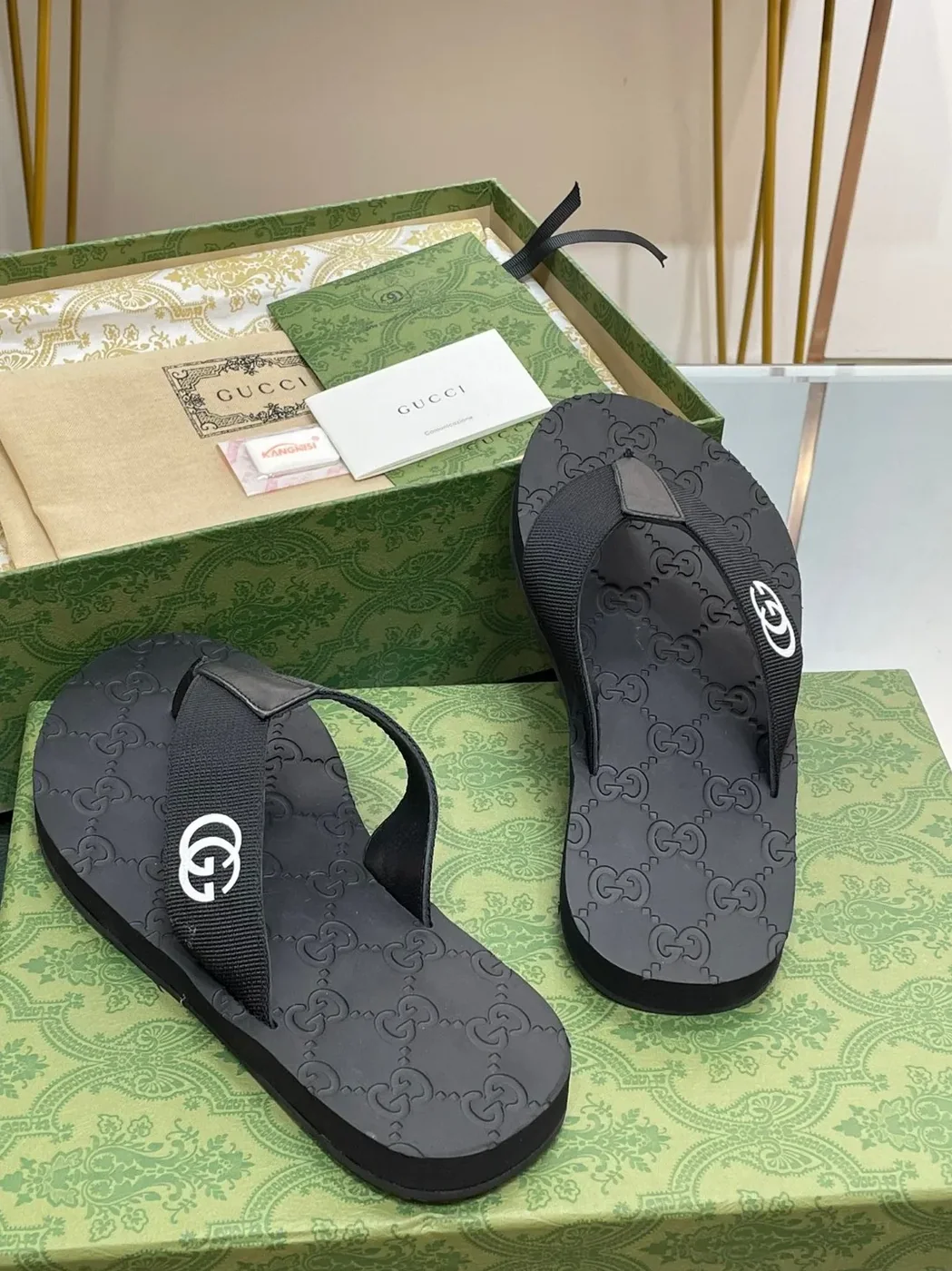 Gucci Thong Sandal Black Gucci Thong Sandal Black