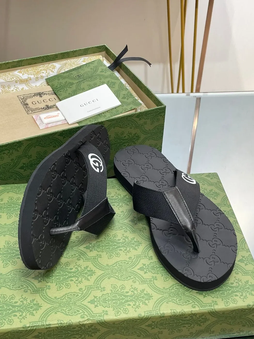 Gucci Thong Sandal Black Gucci Thong Sandal Black