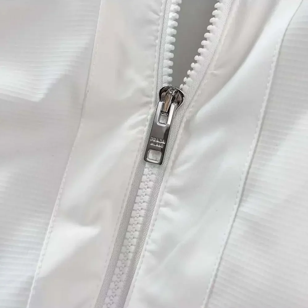 Prada Logo Plaque Hooded Windbreaker for Men in White Prada Logo Plaque Hooded Windbreaker for Men in White