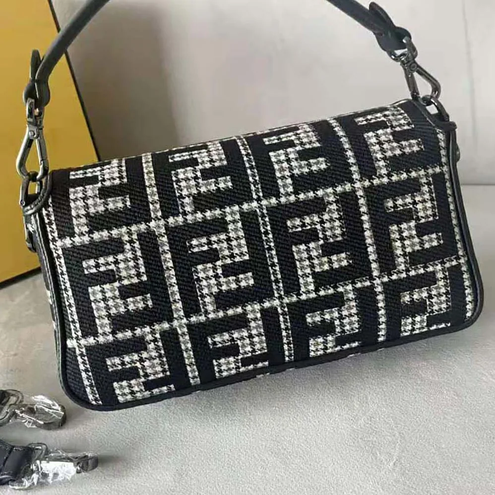 Fendi Baguette Gray Houndstooth Wool Bag with FF Embroidery for Women Fendi Baguette Gray Houndstooth Wool Bag with FF Embroidery for Women