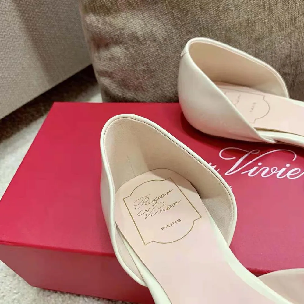Roger Vivier Trompette Dorsay Metal Buckle Ballerinas in Patent Leather for Women in White