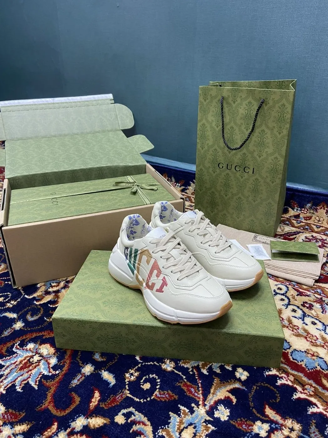 Gucci Rhyton Sneakers With Glitter White Ivory for Men