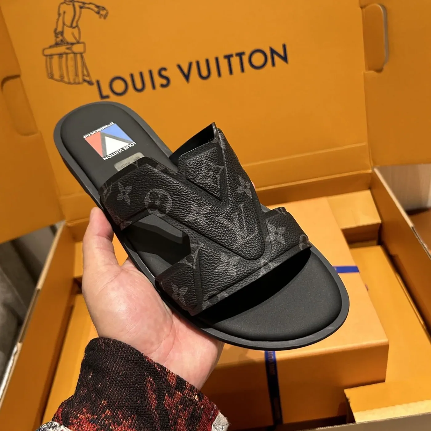 Louis Vuitton Oasis Mule Monogram Black