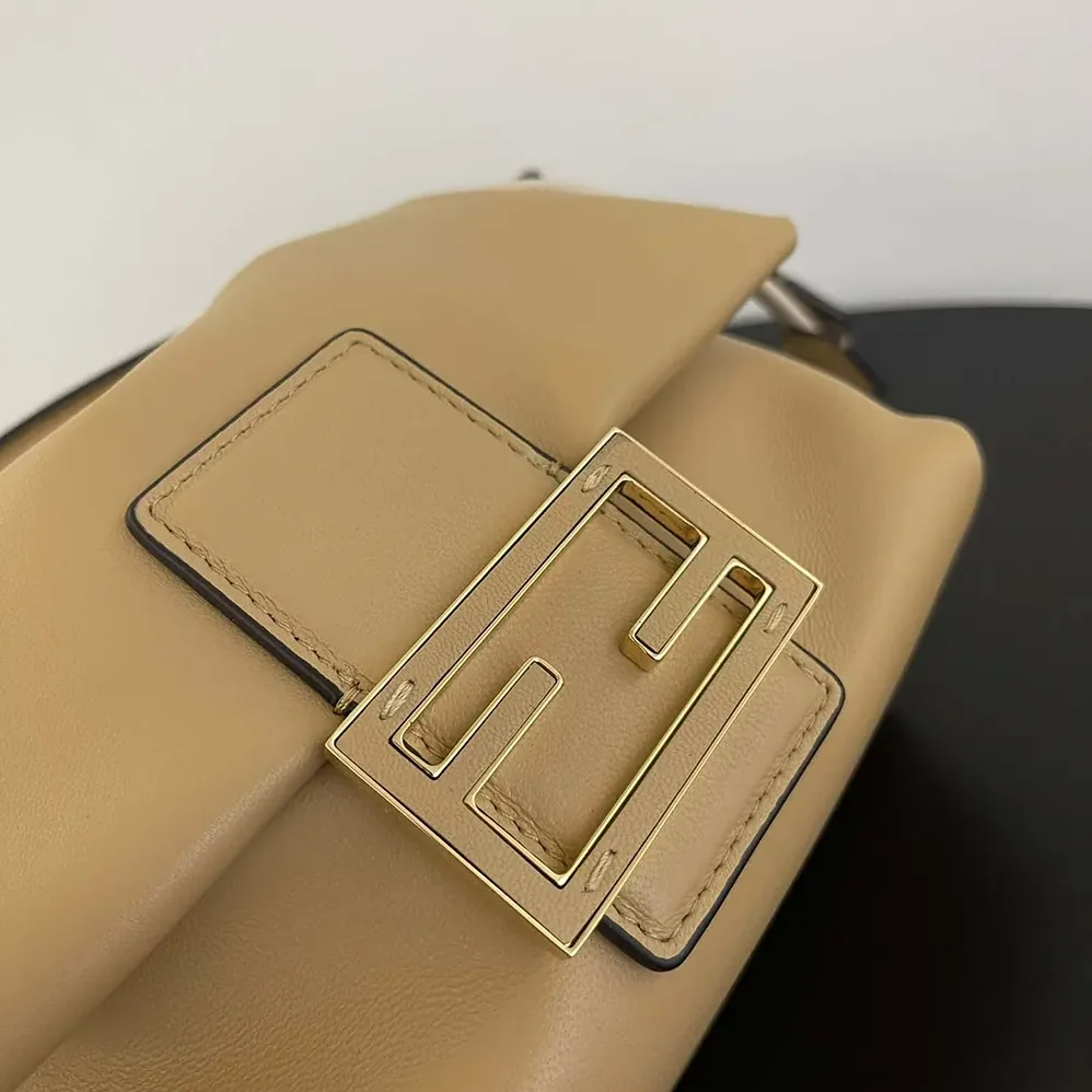 Fendi Mamma Baguette Small Cappuccino Nappa Leather Mini for Women in bag Fendi Mamma Baguette Small Cappuccino Nappa Leather Mini for Women in bag