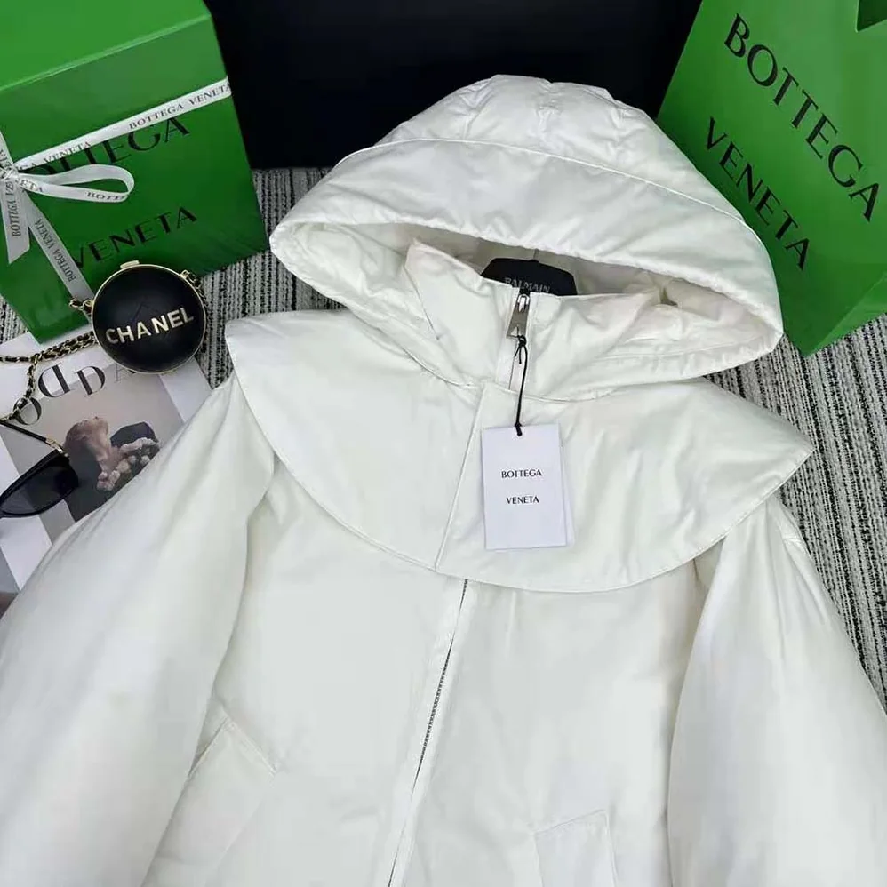 Bottega Veneta Frosted Poplin Puffer Jacket for Women in White