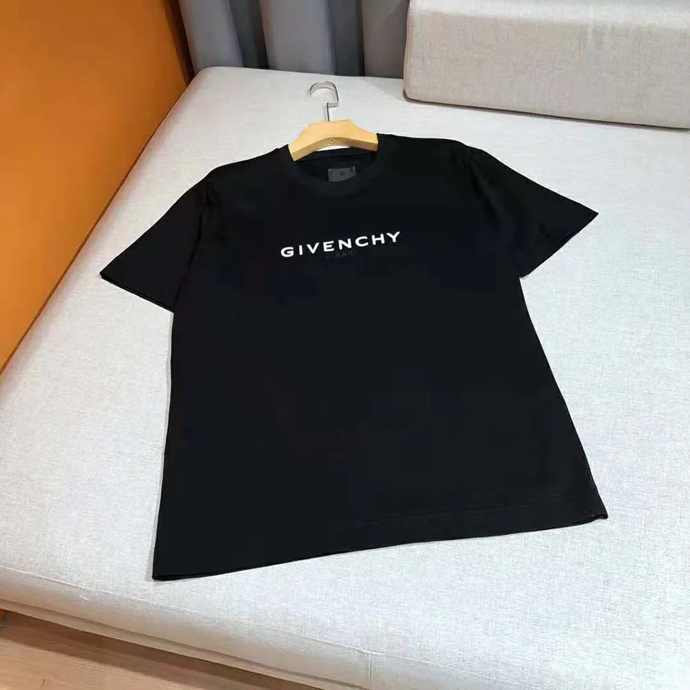 Givenchy Reverse Oversized T-Shirt for Women in Black Givenchy Reverse Oversized T-Shirt for Women in Black