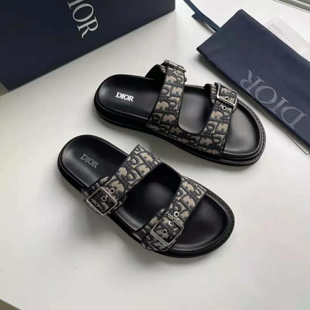 Dior Aqua Sandal Beige and Black Dior Oblique Jacquard for Men Dior Aqua Sandal Beige and Black Dior Oblique Jacquard for Men