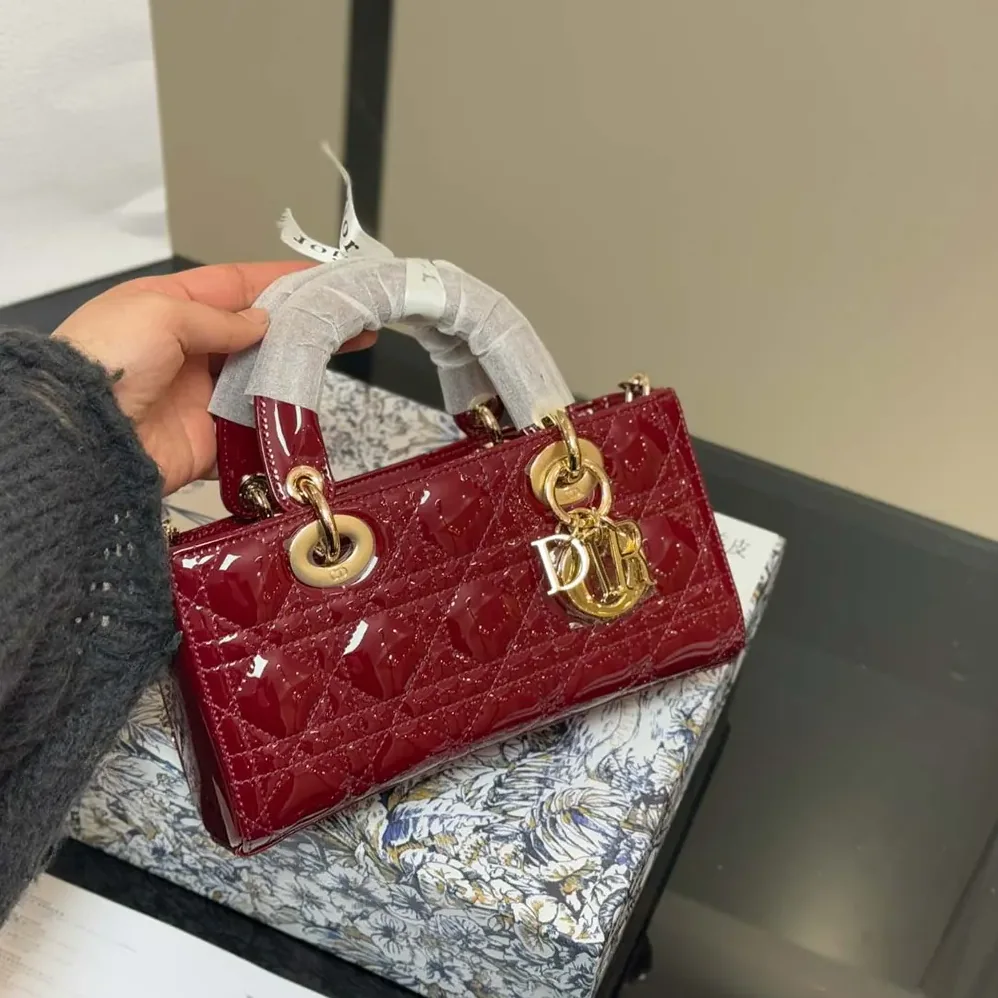 Dior Small Lady D-Joy Bag Cherry Red Patent Cannage Calfskin for Women Dior Small Lady D-Joy Bag Cherry Red Patent Cannage Calfskin for Women