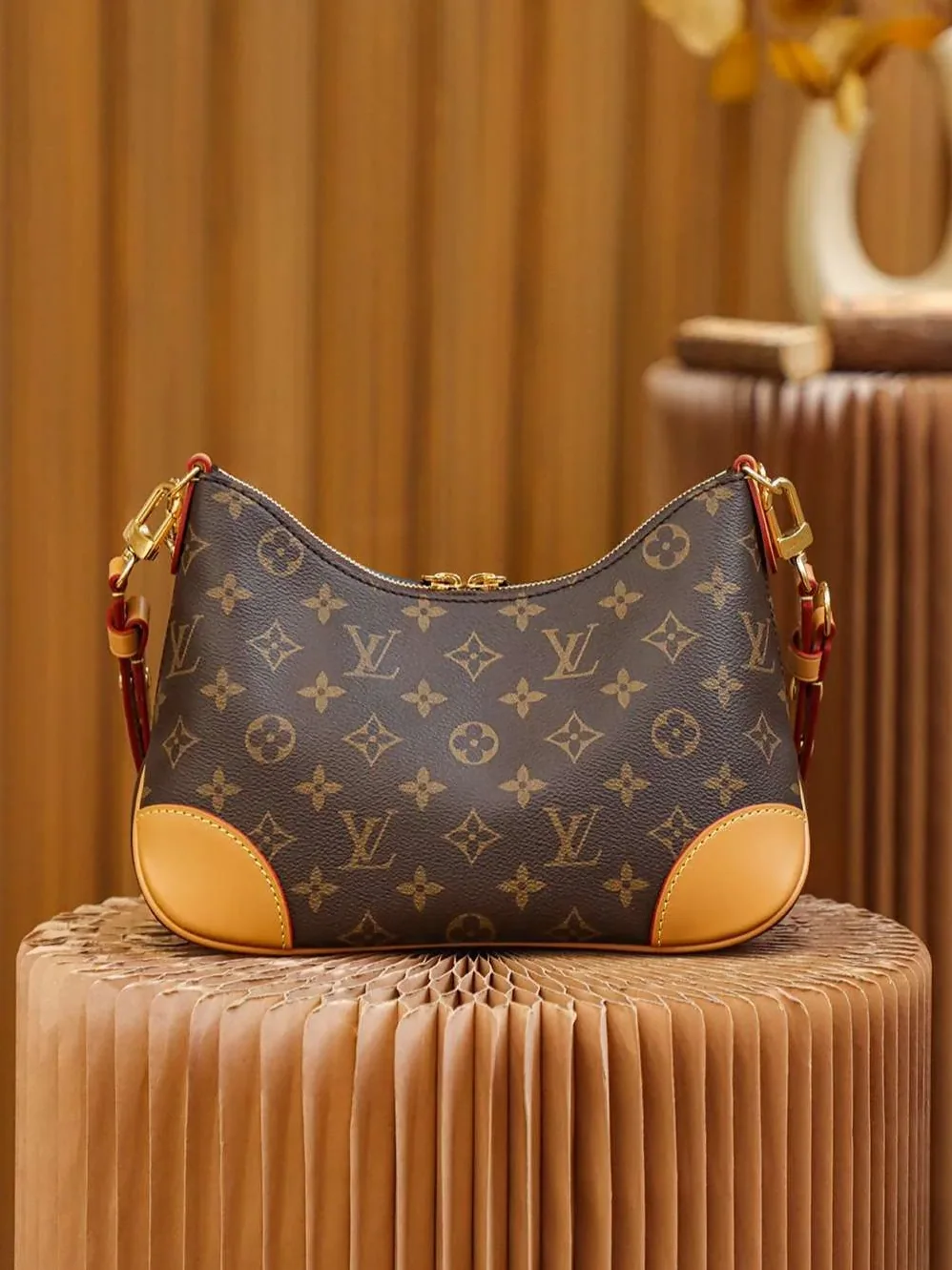 Louis Vuitton Boulogne PM Bag Brown /