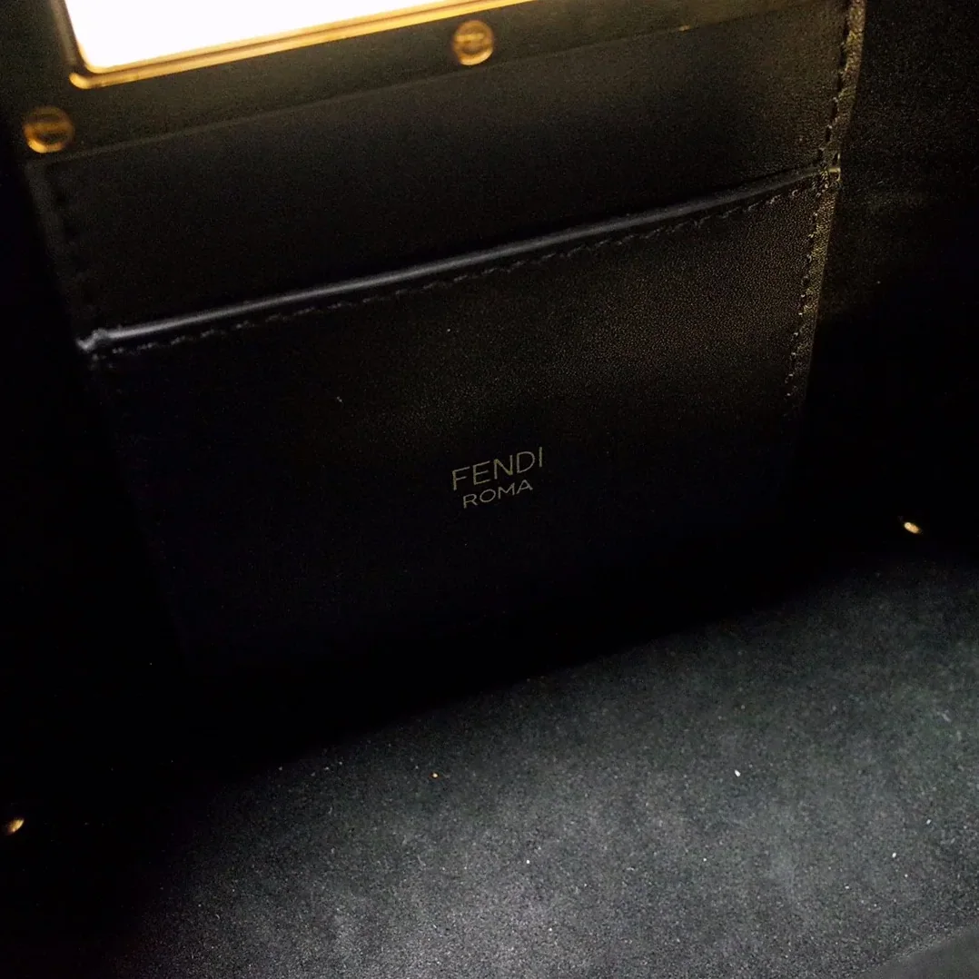 Fendi Way Small Black Bag For Woman / 8BS054AAIWF0KUR Fendi Way Small Black Bag For Woman / 8BS054AAIWF0KUR