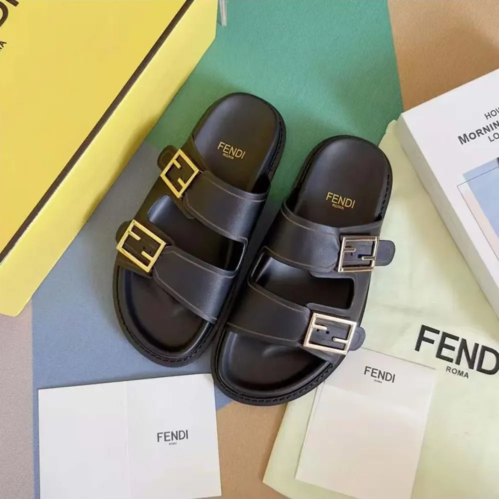 Fendi Feel Black Leather Slides for Unisex