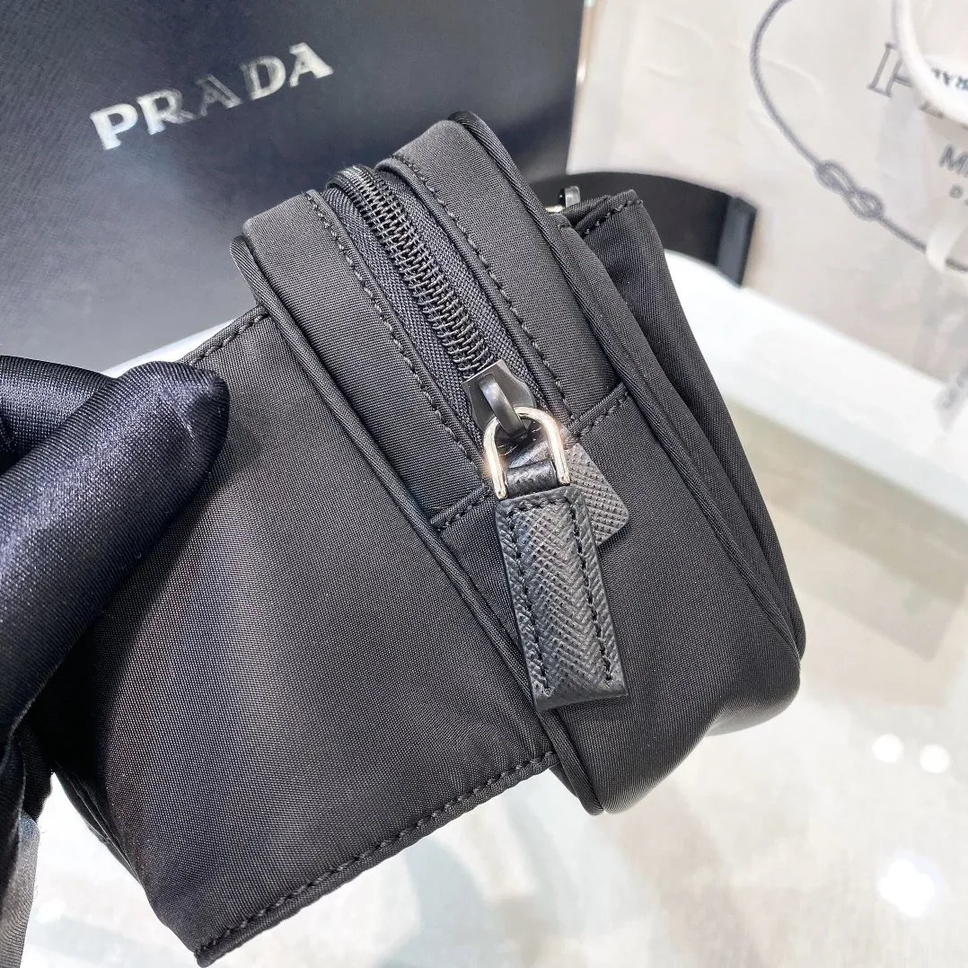 Prada Re-Nylon And Saffiano Belt Bag Black / 2VL977_2DMG_F0002_V_WOO