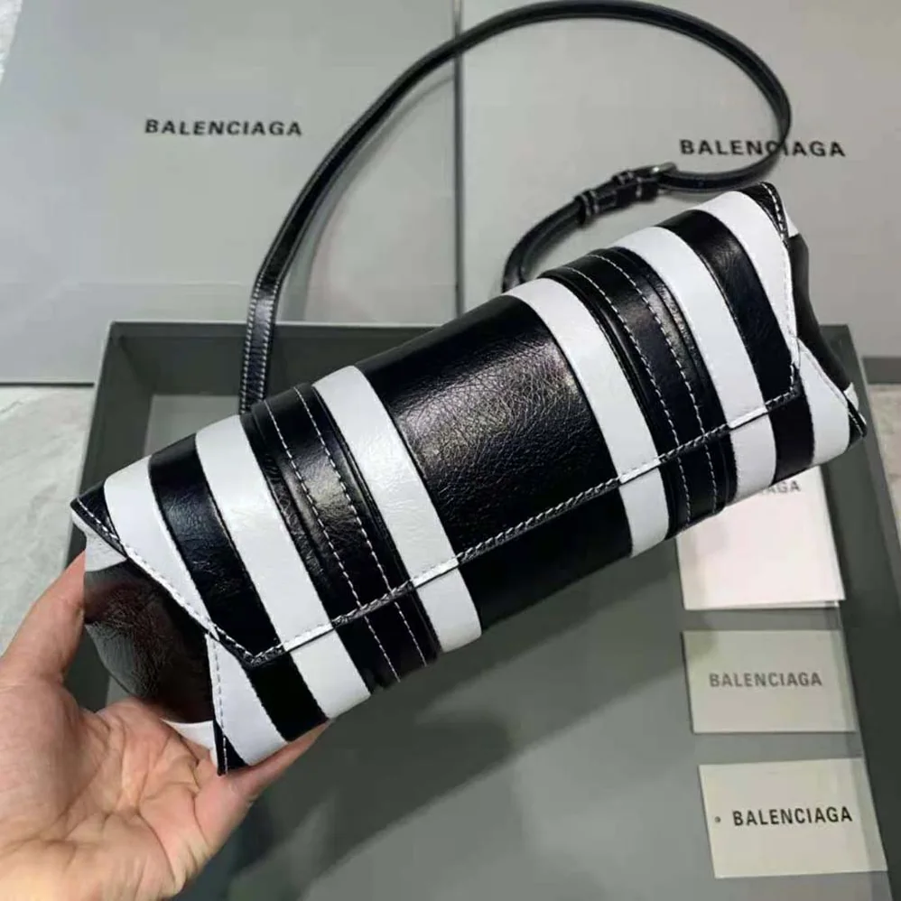 Balenciaga Barbes Small East-West Shopper Bag in Black for Women