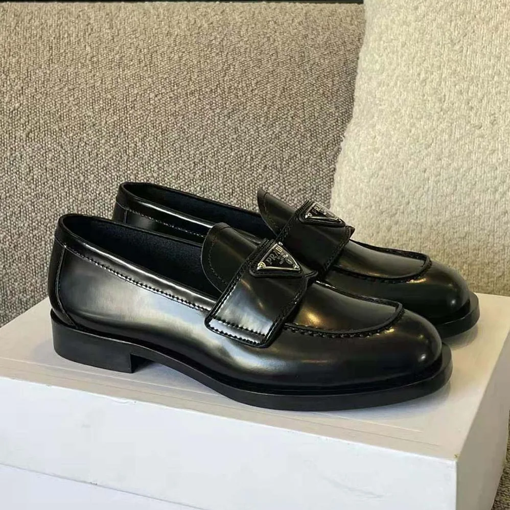 Prada Patent Leather Loafers in 25 mm Heel Height for Men in Black Prada Patent Leather Loafers in 25 mm Heel Height for Men in Black